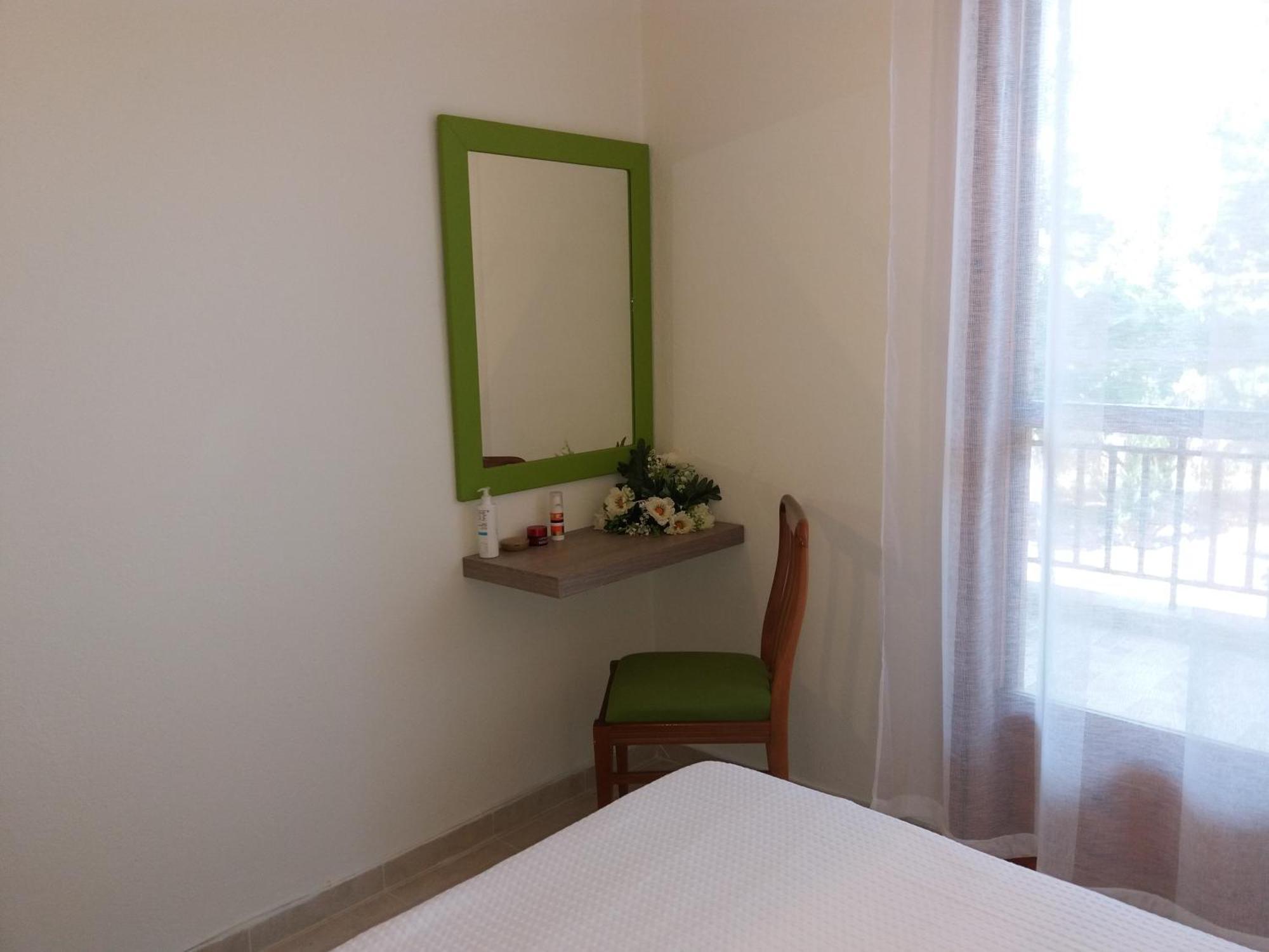 Platanos Apartment เนอามูดาเนีย ภายนอก รูปภาพ