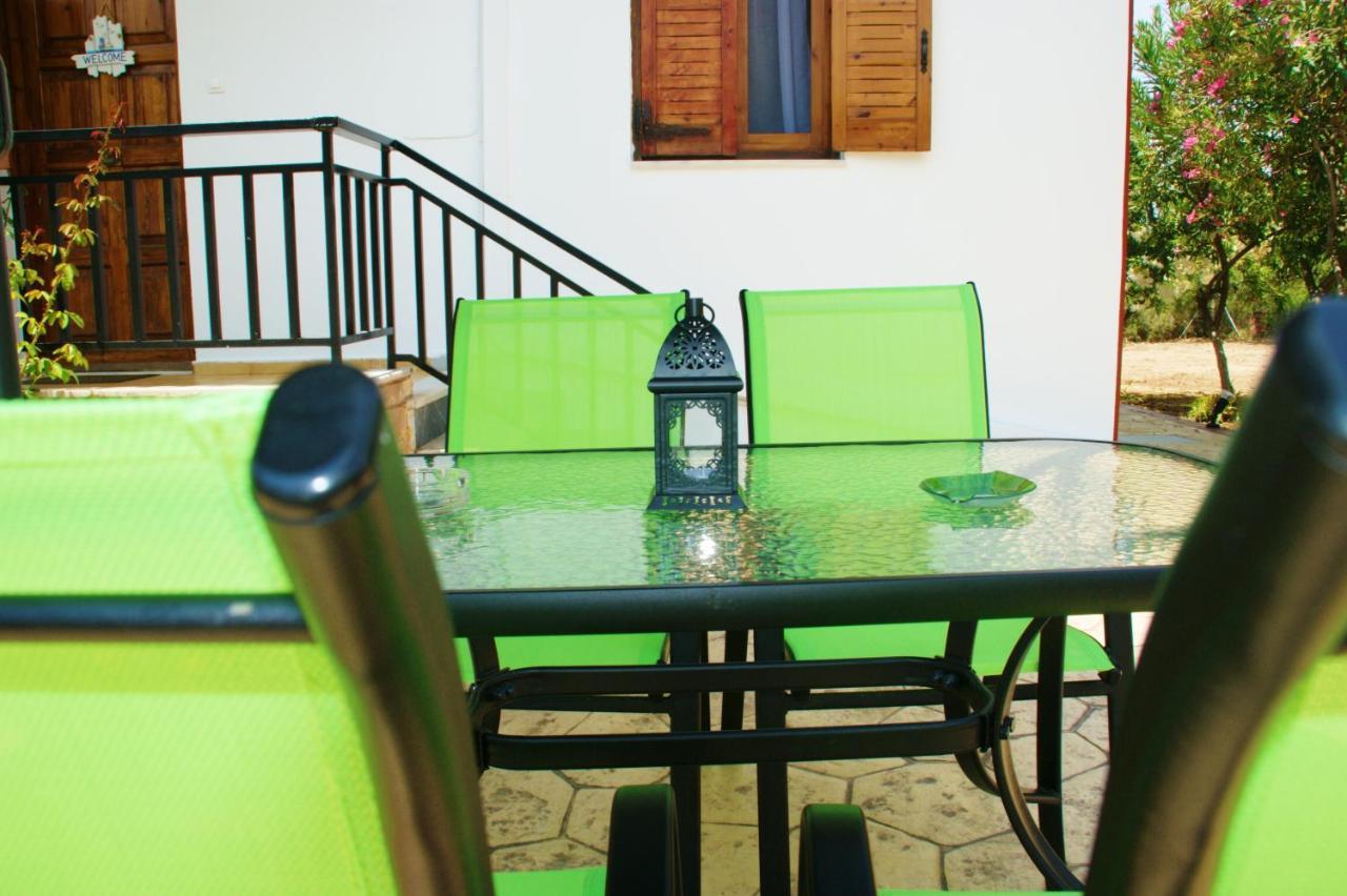 Platanos Apartment เนอามูดาเนีย ภายนอก รูปภาพ